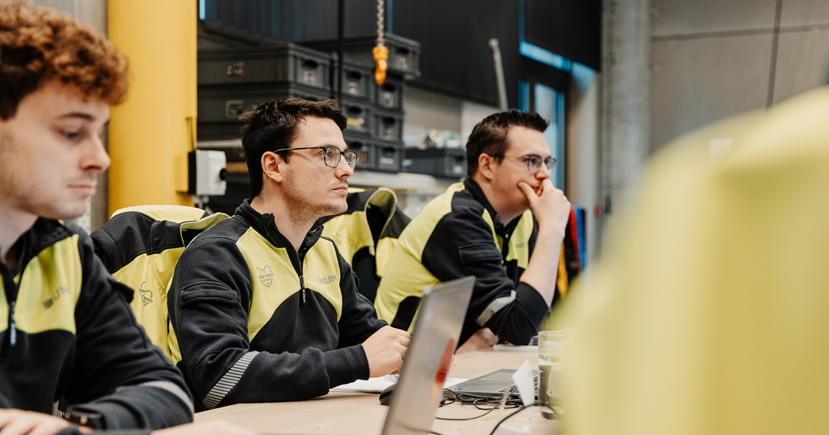 Nieuwe medewerkers volgen een basisopleiding techniek en gaan daarna aan de slag als technieker bij Unilin.